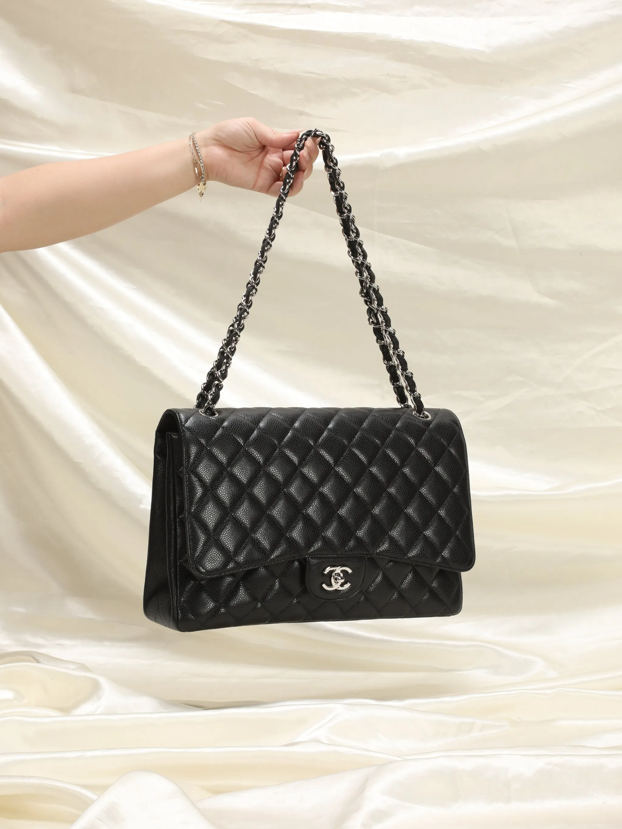 Chanel Caviar Jumbo Classic Flap