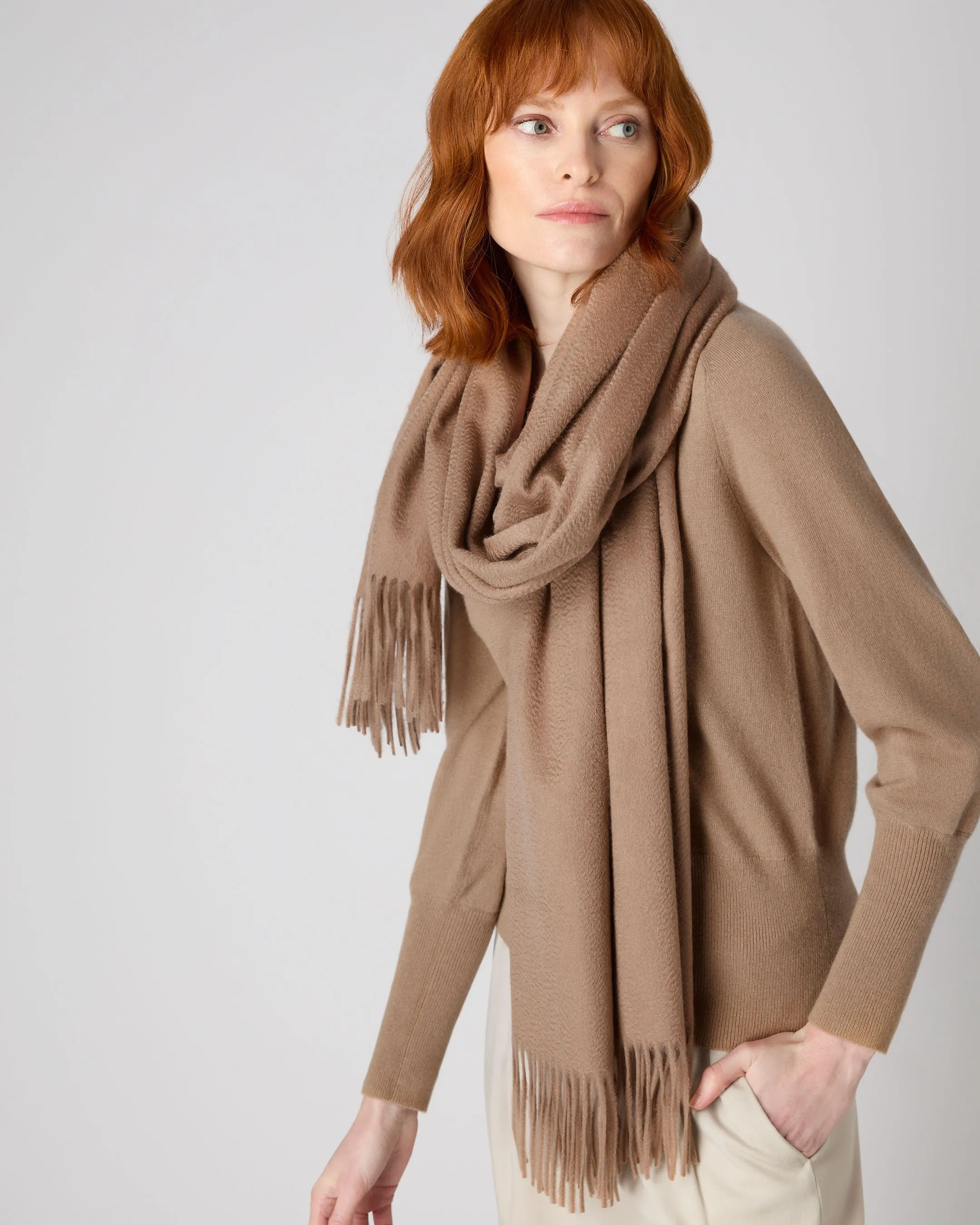 Women's Woven Cashmere Shawl Dark Tan Brown