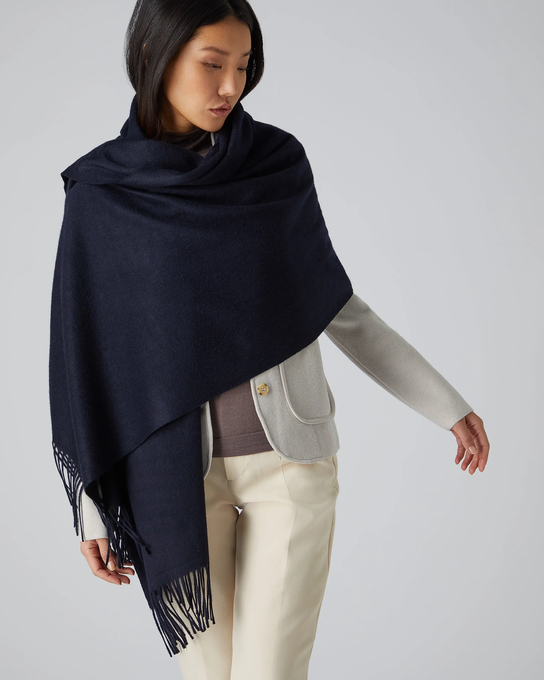 Women's Woven Cashmere Shawl Navy Blue